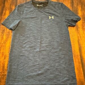 Men’s Under Armour Black Heathered T-Shirt in Size Small